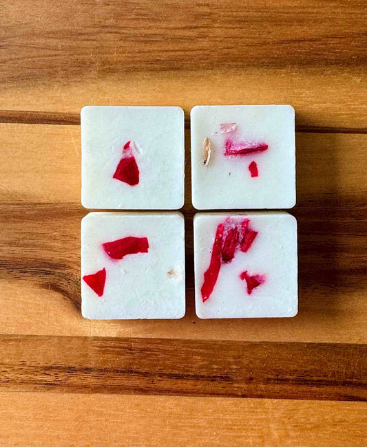 rhubarb-and-rose-soy-wax-melts-displayed