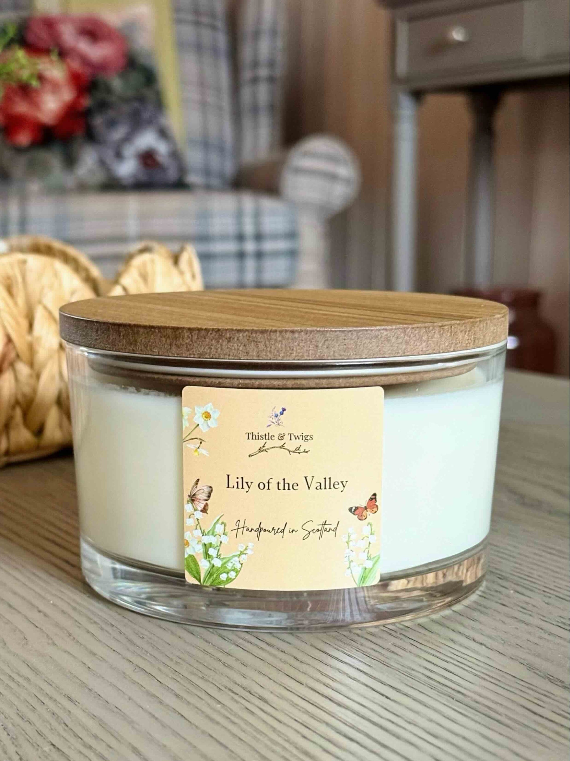 3-wick-luxury-soy-wax-candle-with-lid